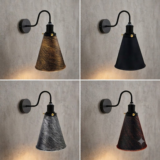 Industrielle Wandlampe mit Schwanenhals
