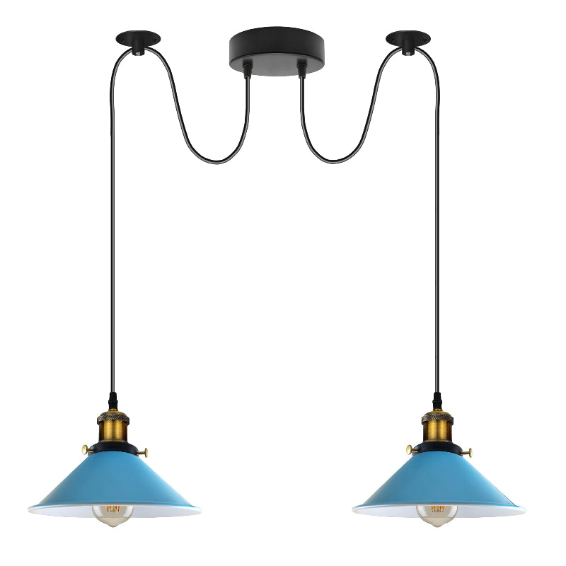 Zweiflammige blaue Spiderlampe mit Kegelschirmen und E27-Fassungen aus Metall – ideale Deckenleuchte im Industriedesign.