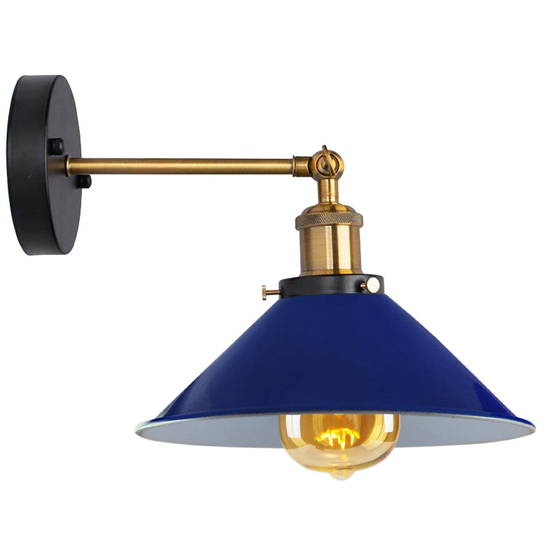 Wandlampe mit verstellbarem Gelenk