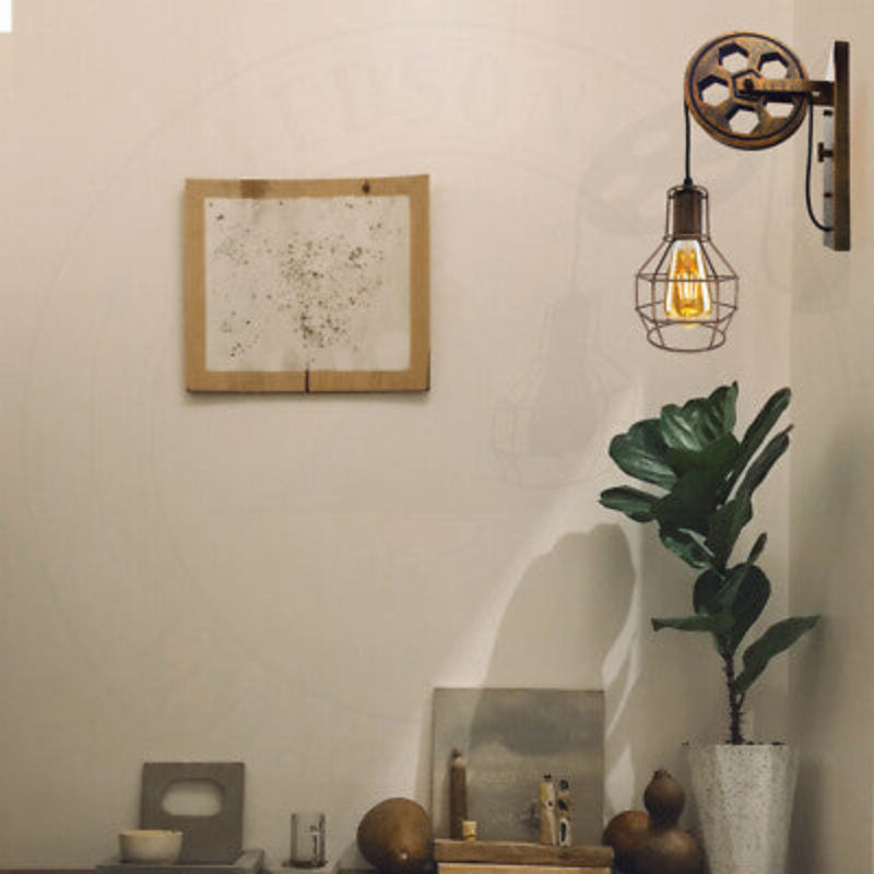 Flaschenzug Lampe Wand