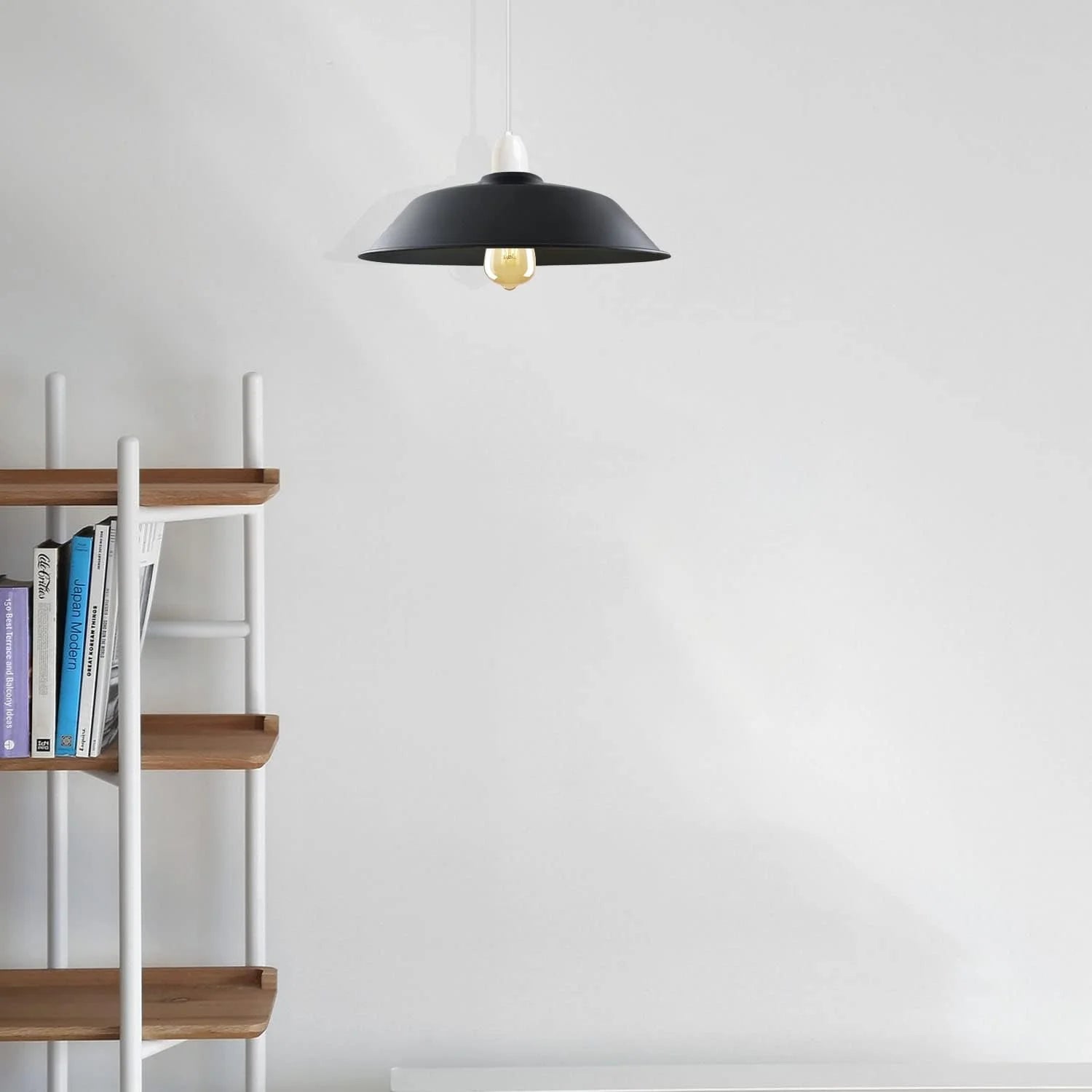 Moderne Metalllampe für Esszimmer Decke