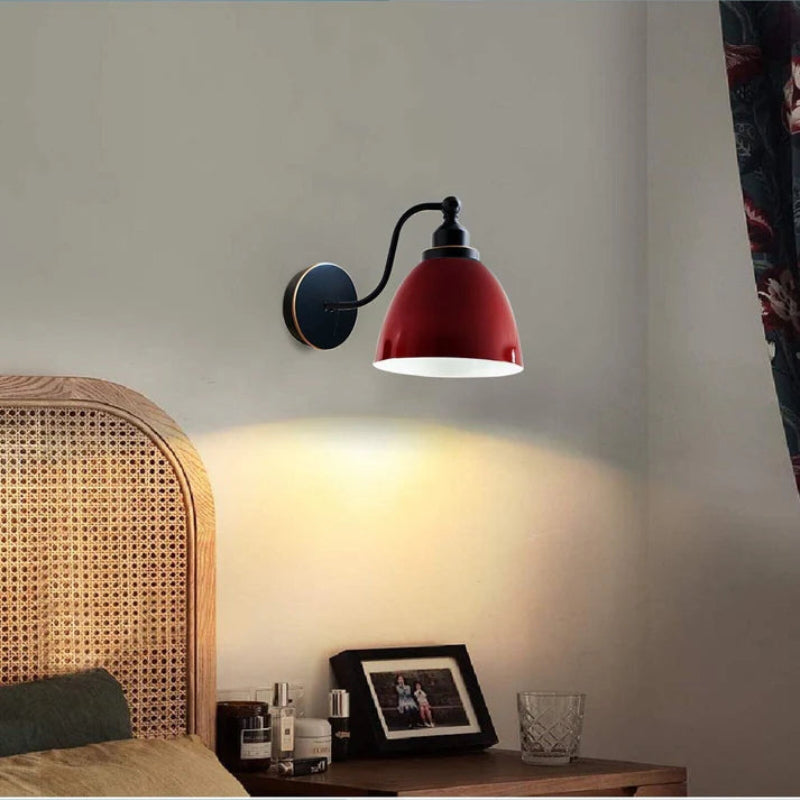 Wandspot Metall klassisch