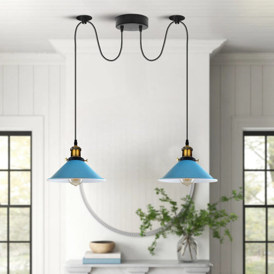 Blaue 2-flammige Hängeleuchte aus Metall mit Kegelschirm und E27-Fassung – moderne Spiderlampe für stilvolle Räume.

