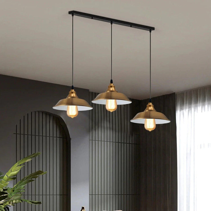 Moderne Esszimmerlampe aus Metall für stilvolle Beleuchtung