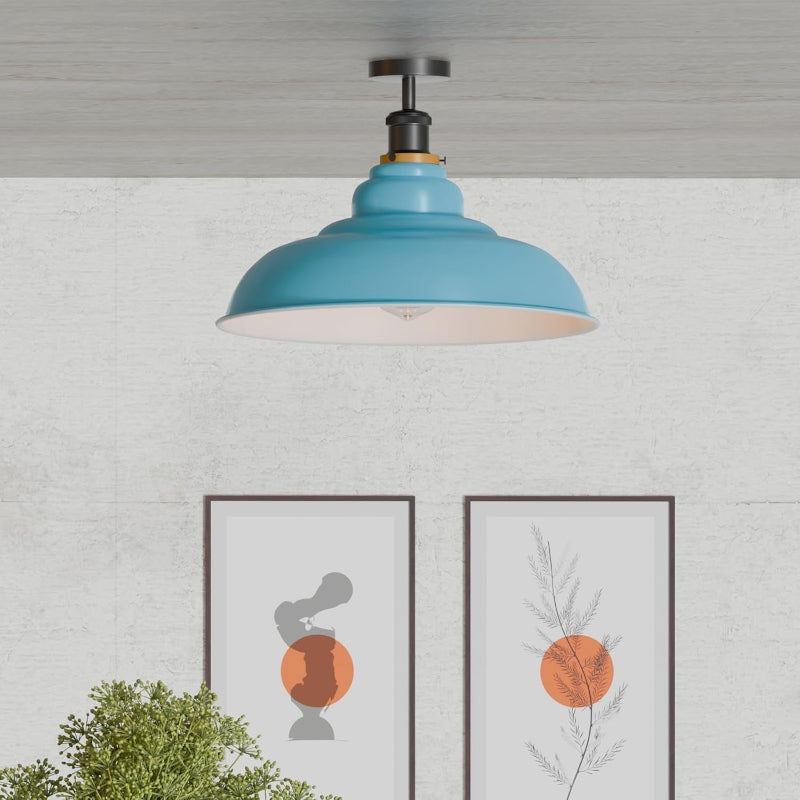 Hellblaue Deckenleuchte mit Metallgehäuse für Flur
