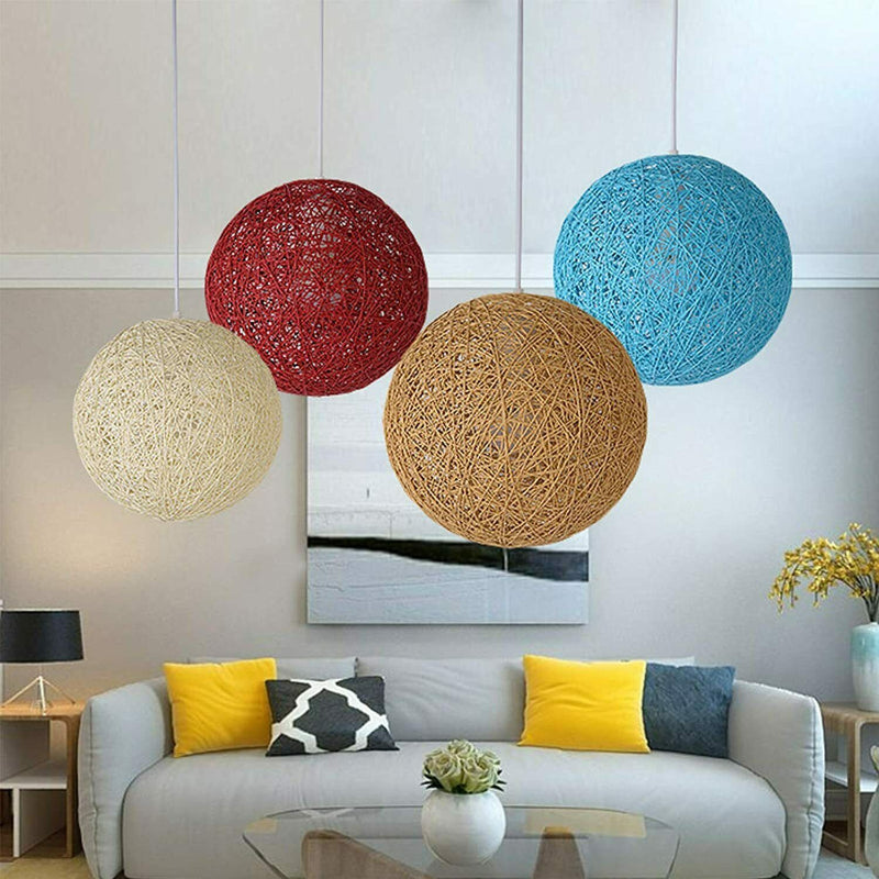 Elegante weiße Rattan Pendelleuchte im modernen Look für gemütliche Räume.